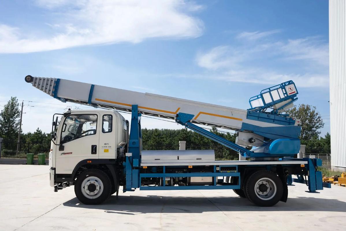 阳日镇云梯上料车租赁费用