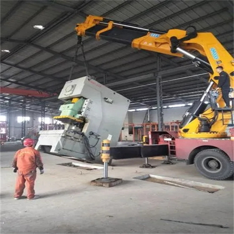 阳日镇80吨折臂吊车出租附近电话